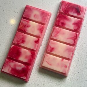Pink and White Swirled Wax Melts